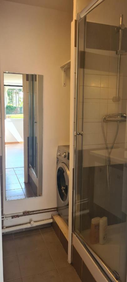 Superbe Appartement En Residence Avec Parc Orleans Luaran gambar